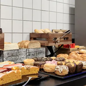 https://hotel-brick.topbarcelonahotels.com